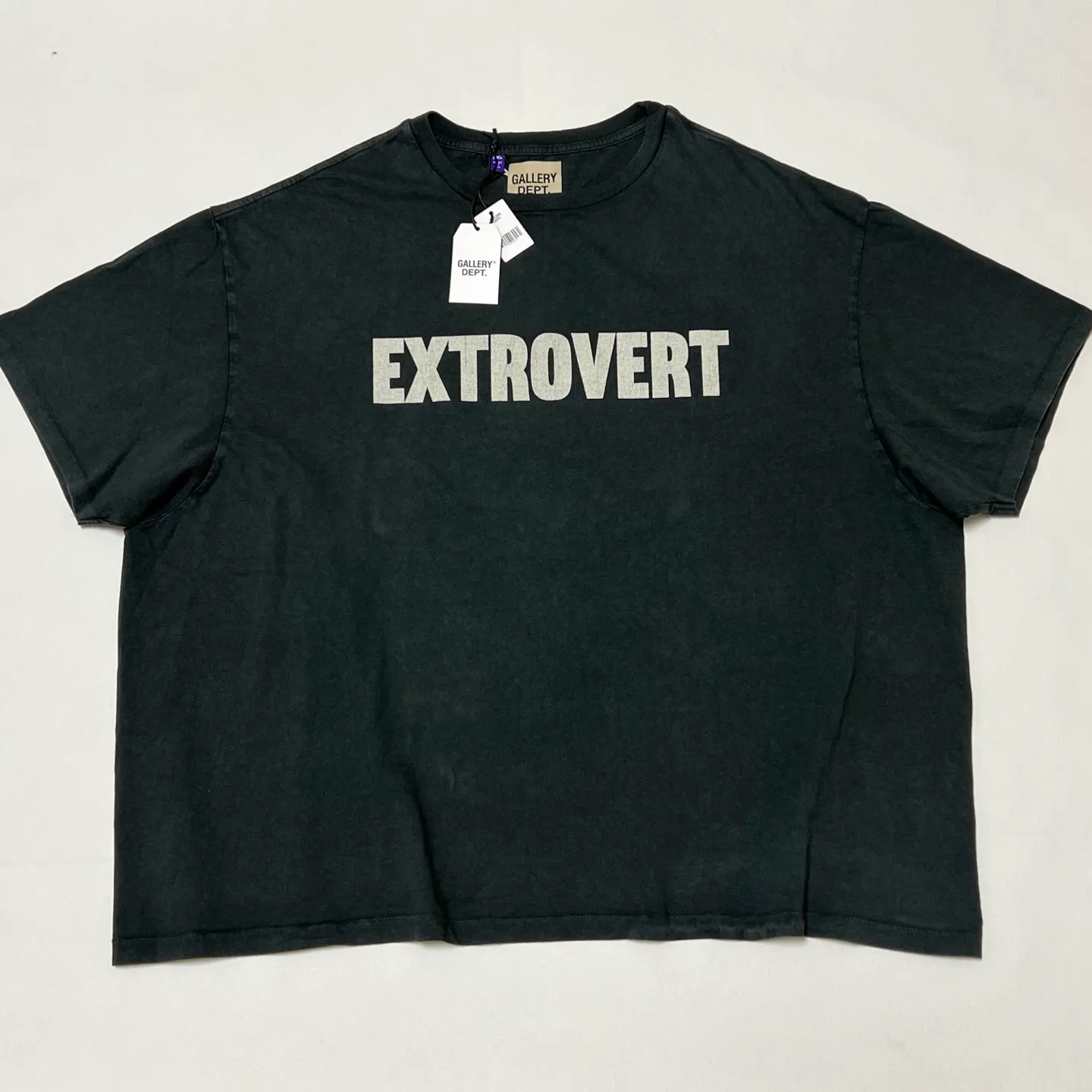 GALLERY DEPT. INTRO EXTRO REVERSIBLE TEE ATK series Reversible slogan TEE Washed black S-XL Ready-made garments Asso special dyed The bones are obviously whitened Rewashed water treatment The printing has an obvious distressed feel The VINTAGE effect is full Original cylindrical fabric Loose version The printing is washed and distressed